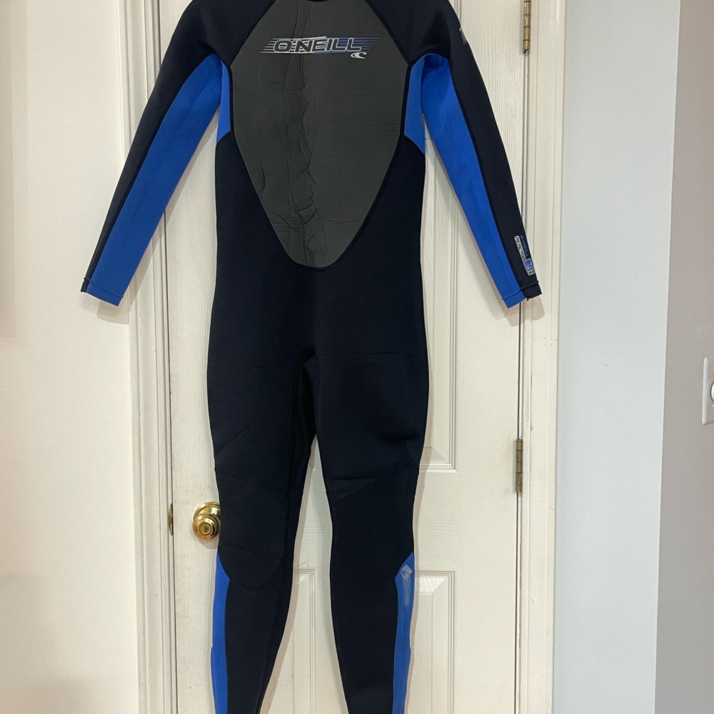 O'Neill Black and Blue Reactor 3/2 Wetsuit Sleeve